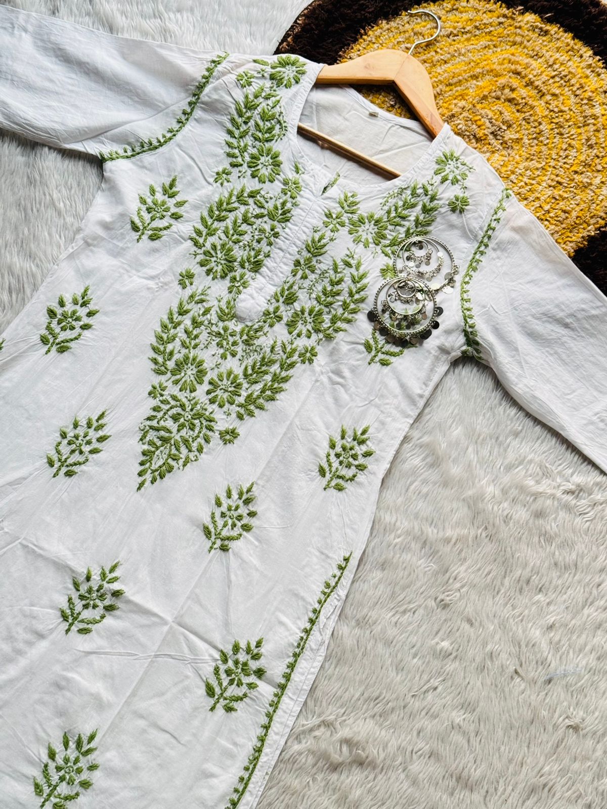 Flower embroidery Kurta