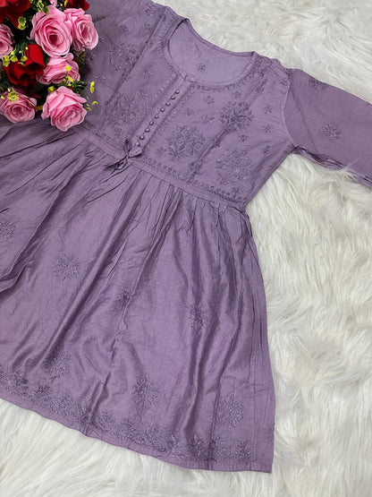 chanderisoft short gown