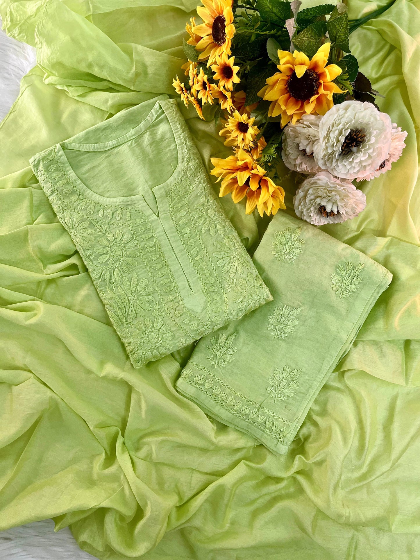 Super Soft Rayon 3PC Set 🌸 Stunning Handwork You’ll Love