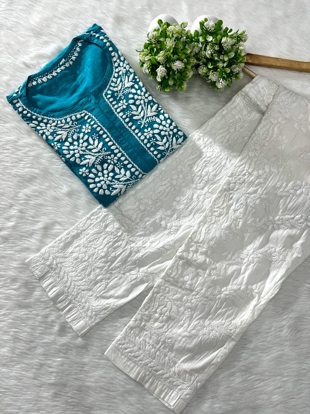 Rayon Side Rose Chikankari Kurta