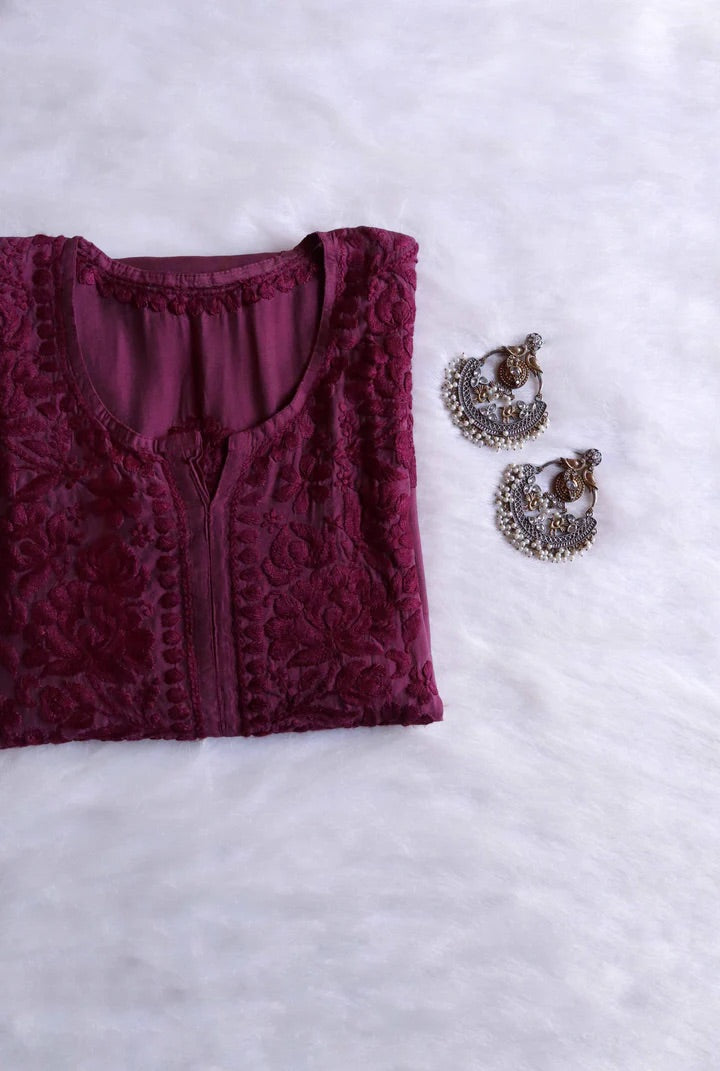 Jannat Handcrafted Soft Chikankari Long Kurti – Most Loved🌸