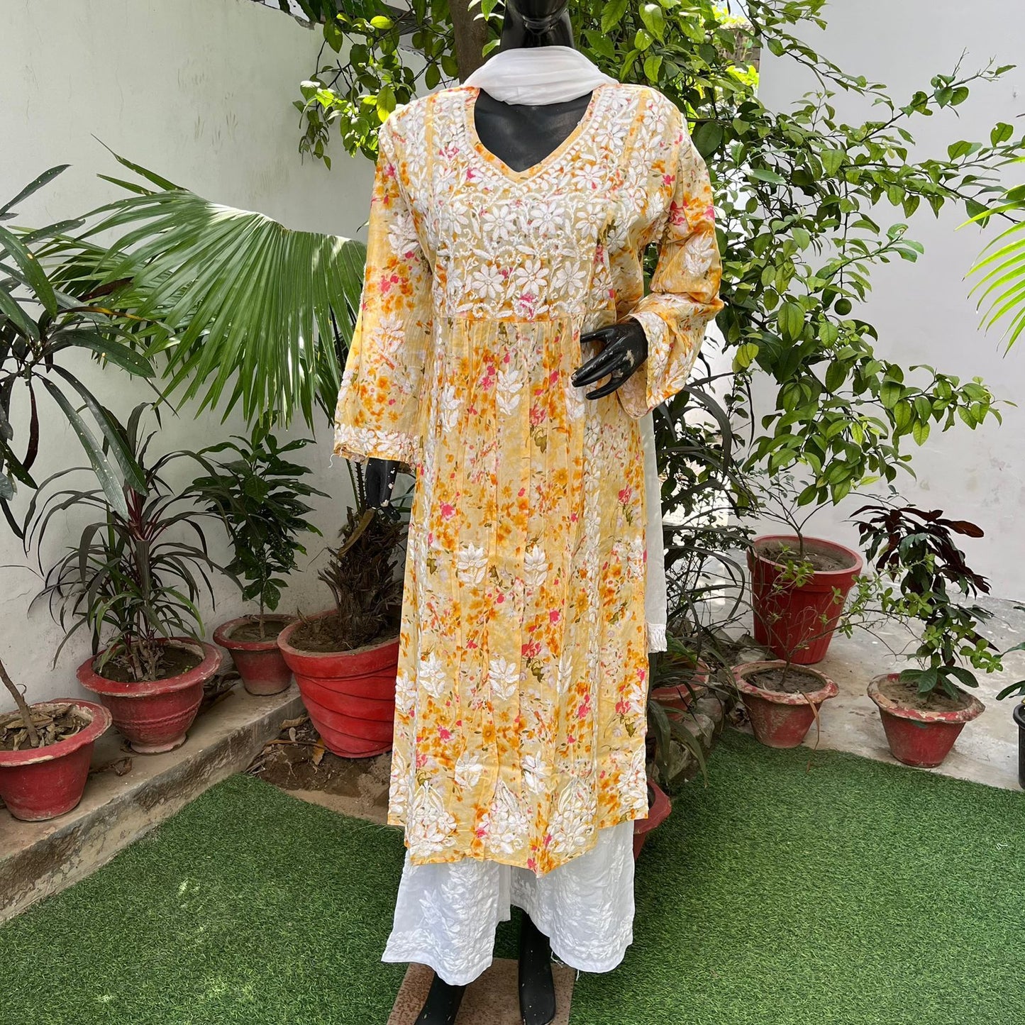 Heavy Mul print Yoke neck Gathered Kurti