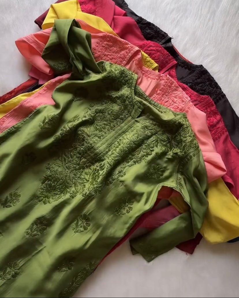 Jannat Handcrafted Soft Chikankari Long Kurti – Most Loved🌸