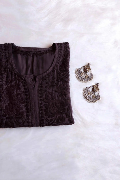 Jannat Handcrafted Soft Chikankari Long Kurti – Most Loved🌸