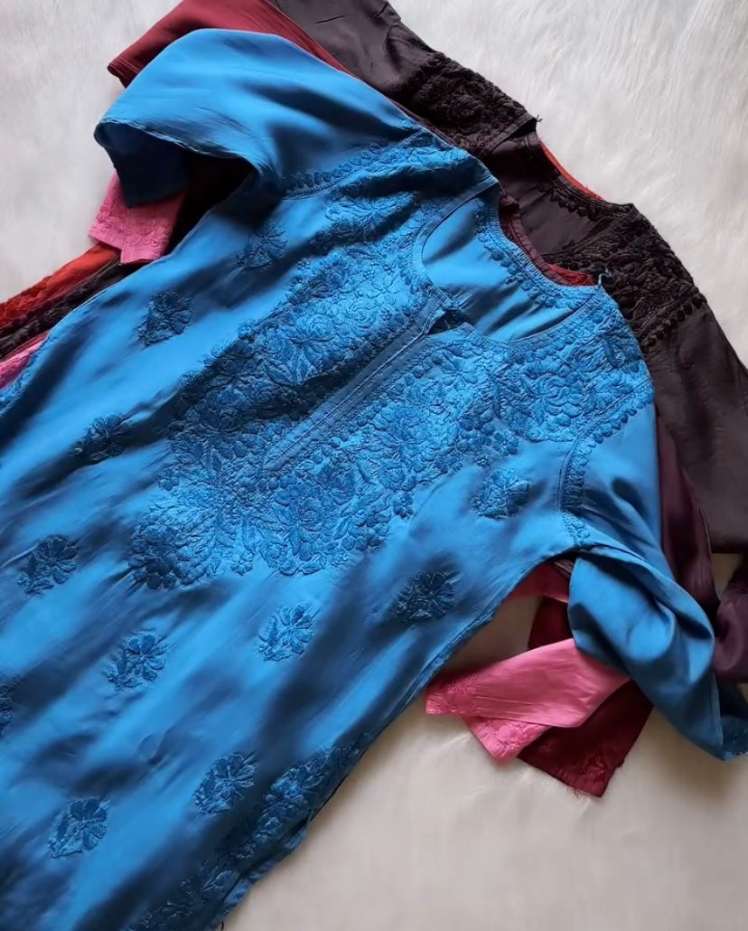 Jannat Handcrafted Soft Chikankari Long Kurti – Most Loved🌸