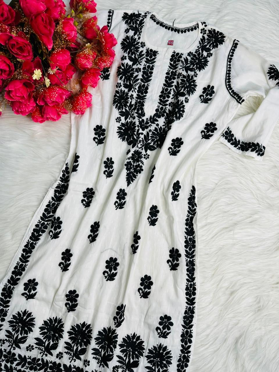 Soft n comfy Beautiful chikankari White n black Kurta