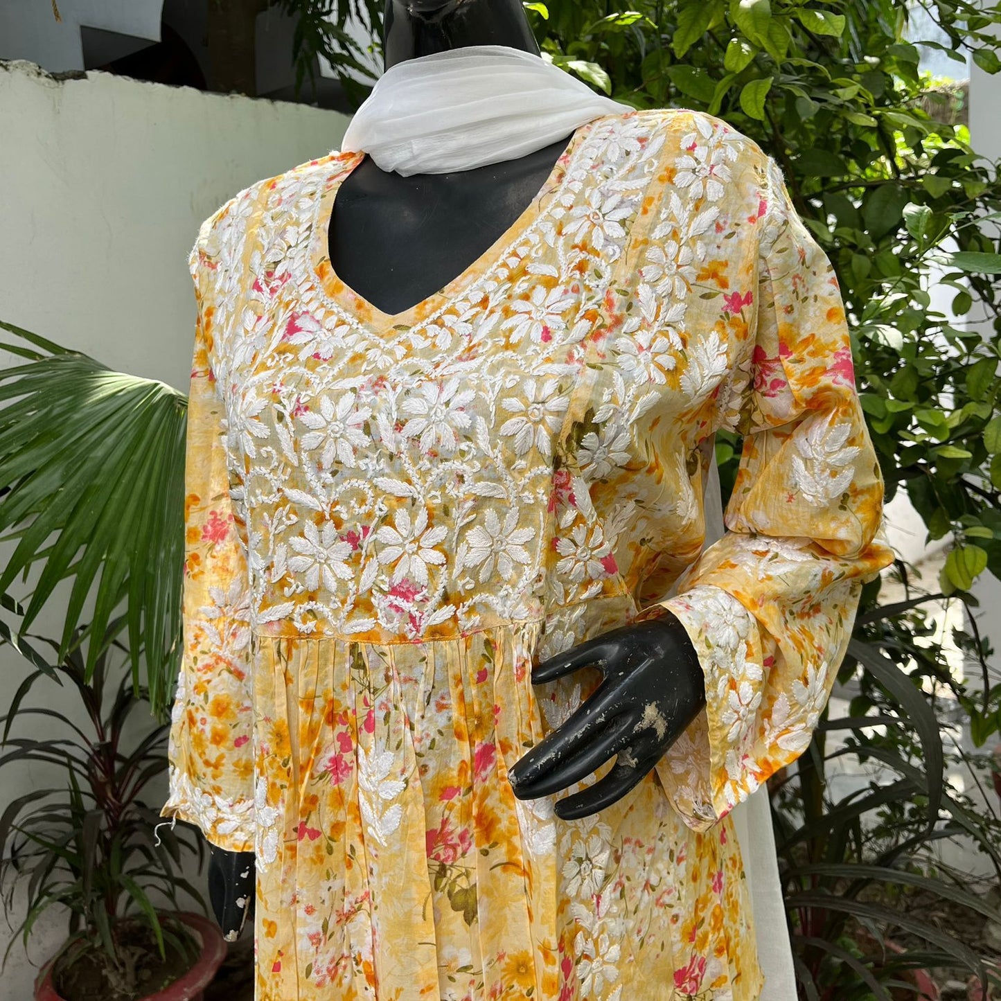 Heavy Mul print Yoke neck Gathered Kurti