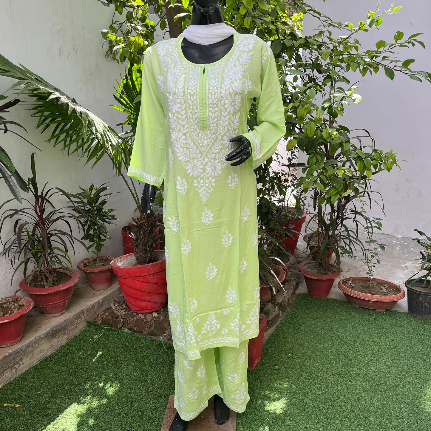 Rayon Heavy Chikankari Kurti n Plazzo Set