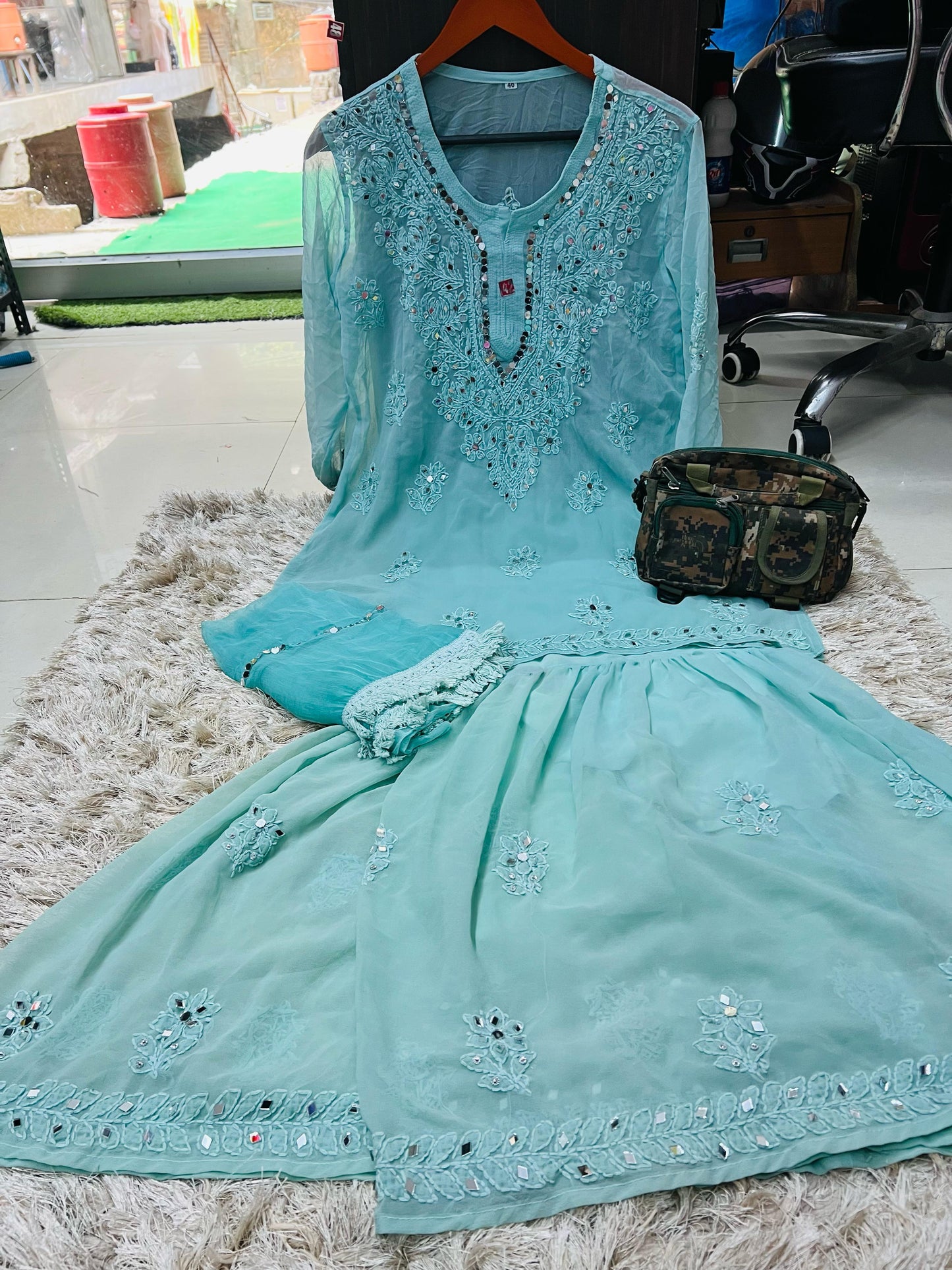 Viral ( Short Mirror Gharara 4pc Set )