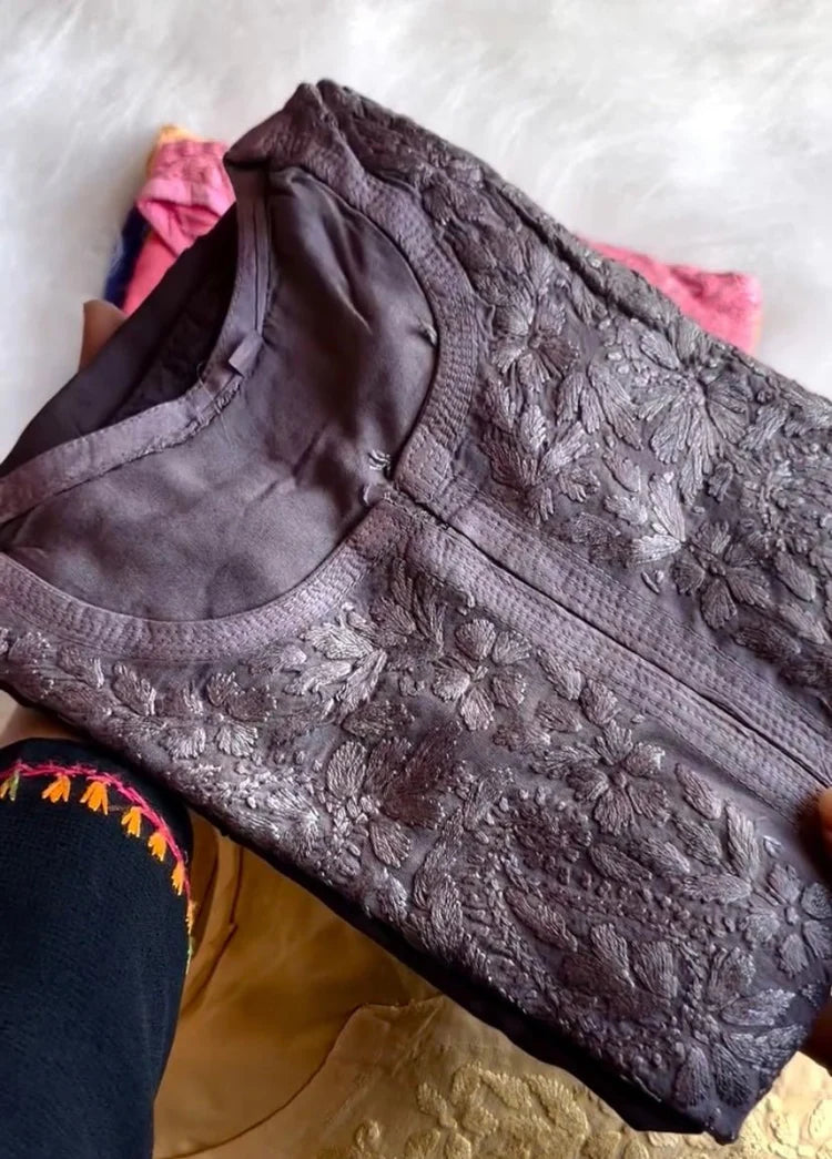 Noor Soft Rayon Tone-to-Tone Kurti – Soft & Comfortable!