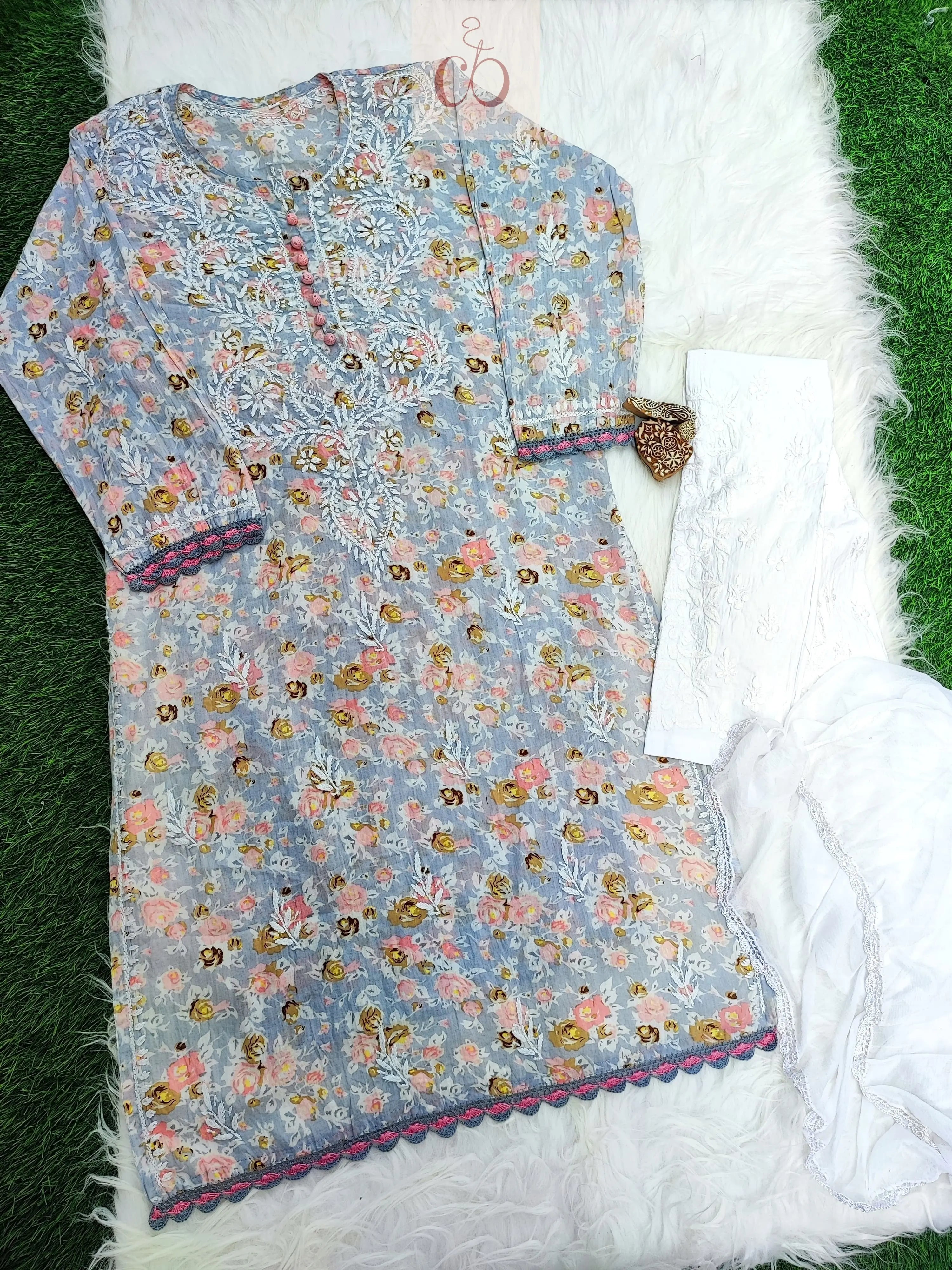 Handcrafted kurtis sales
