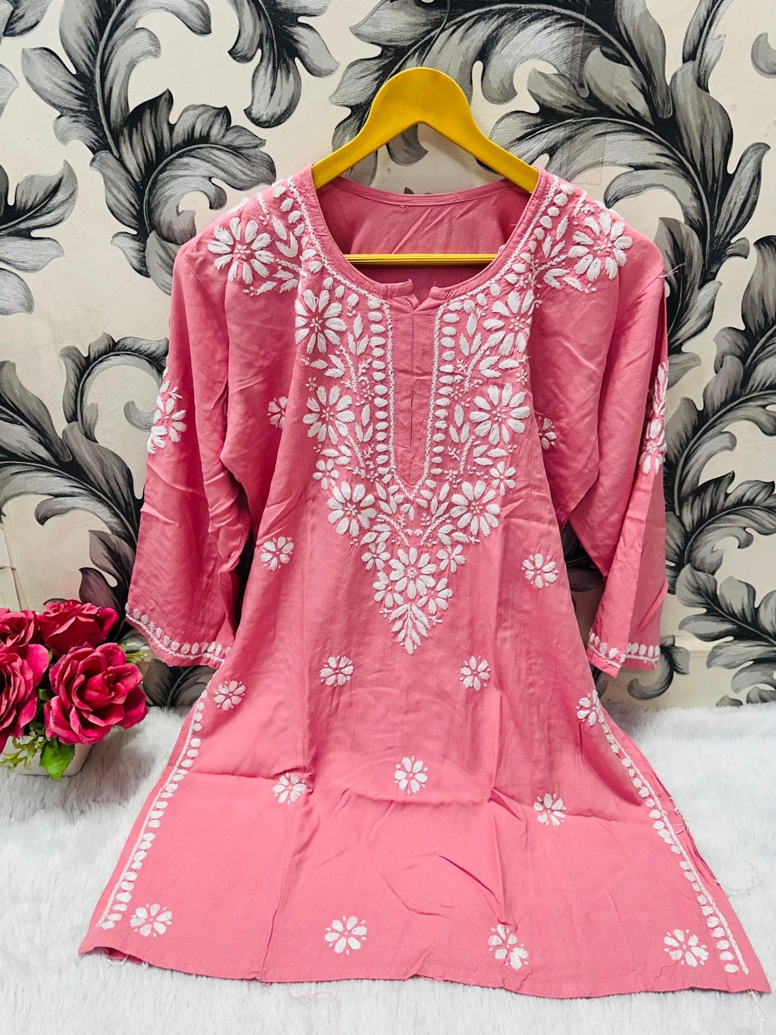 Chikankari Daily wear / College wear Short top - chikankariofficial