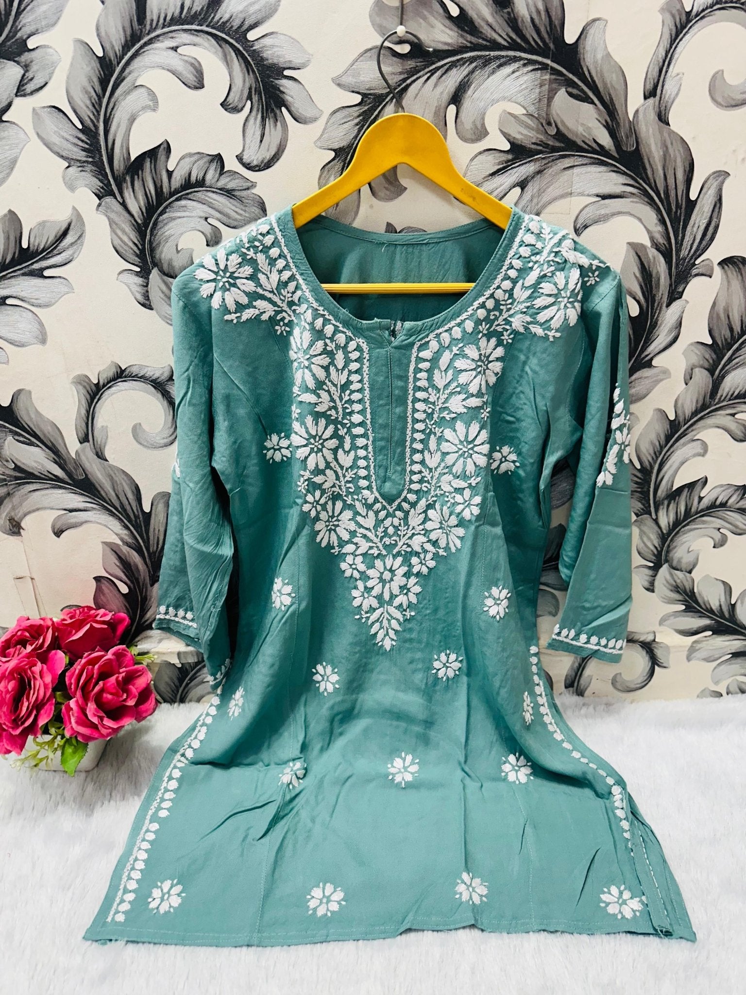 Chikankari Daily wear / College wear Short top - chikankariofficial