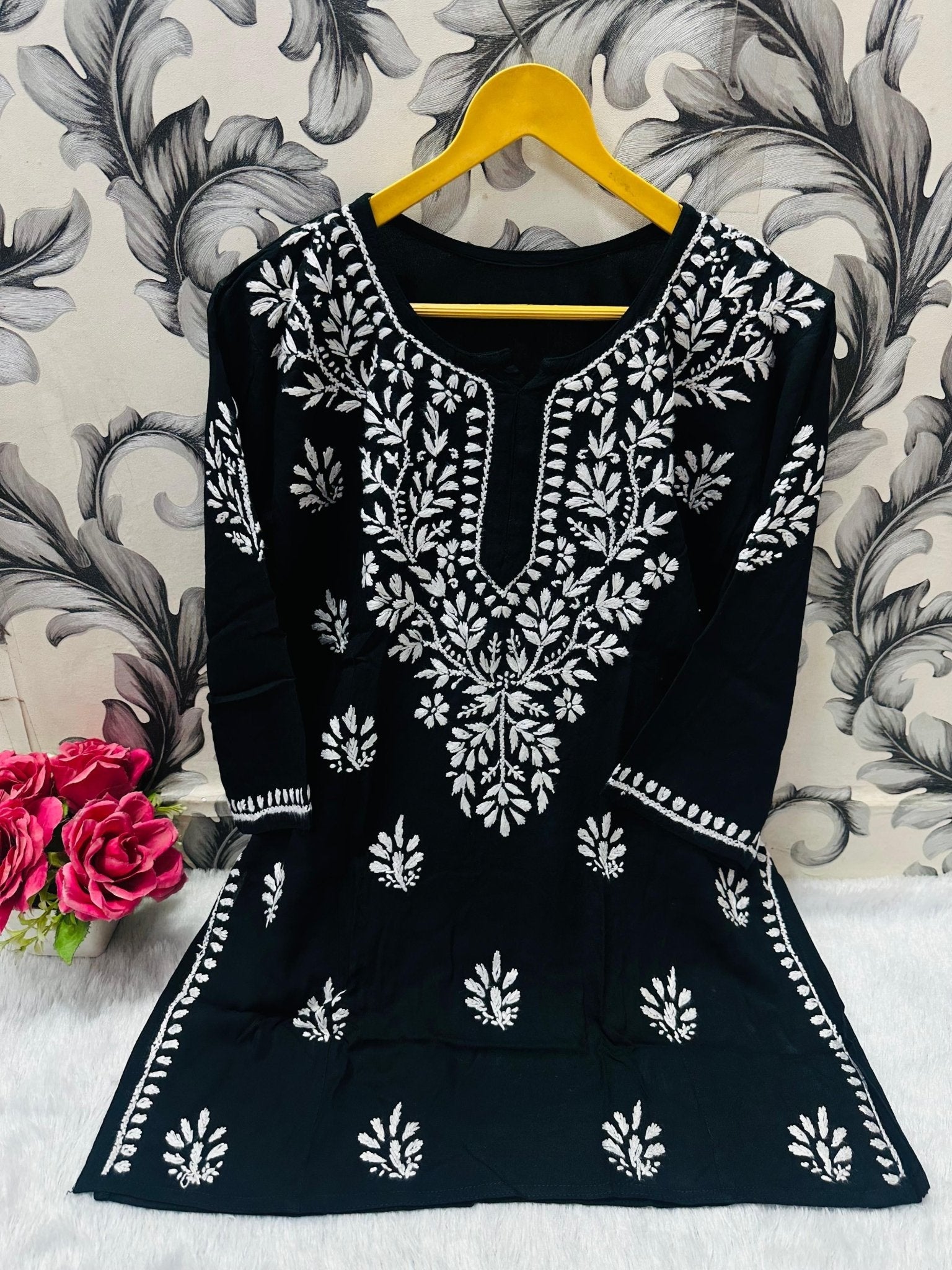 Chikankari Daily wear / College wear Short top - chikankariofficial